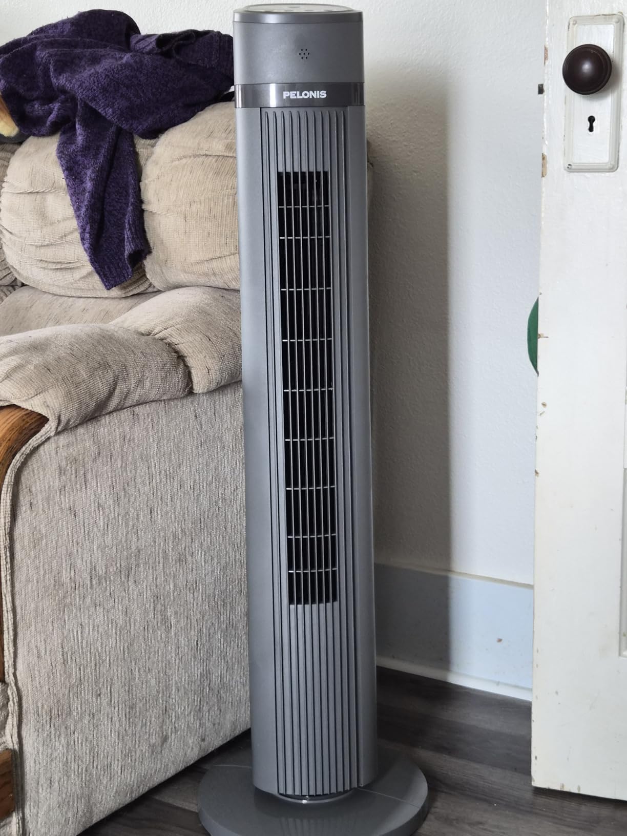 PELONIS 40 inch Bladeless Tower Fan for Bedroom, Standing Fan with Remote Control, 26ft/s, 90° Oscillation, 3 Speed Settings, 27 Db, 3 Modes, 15-Hour Timer, LED Display, Fan that Blows Cold Air, Grey customer photo 2