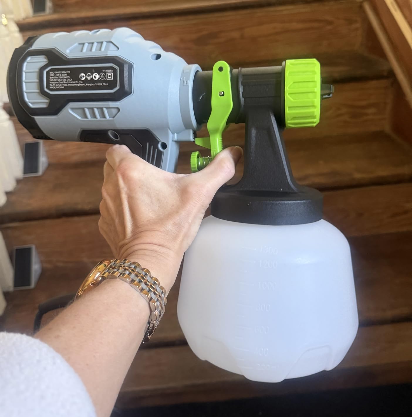 WORKPRO Paint Sprayer, 600W HVLP Spray Paint Gun with 4 Nozzles, 3 Spray Patterns & Adjustable Flow, 44 fl.oz (1300ml) Container, Paint Gun for Furniture, Cabinets, Fence, Walls, Doors, DIY Projects customer photo 2