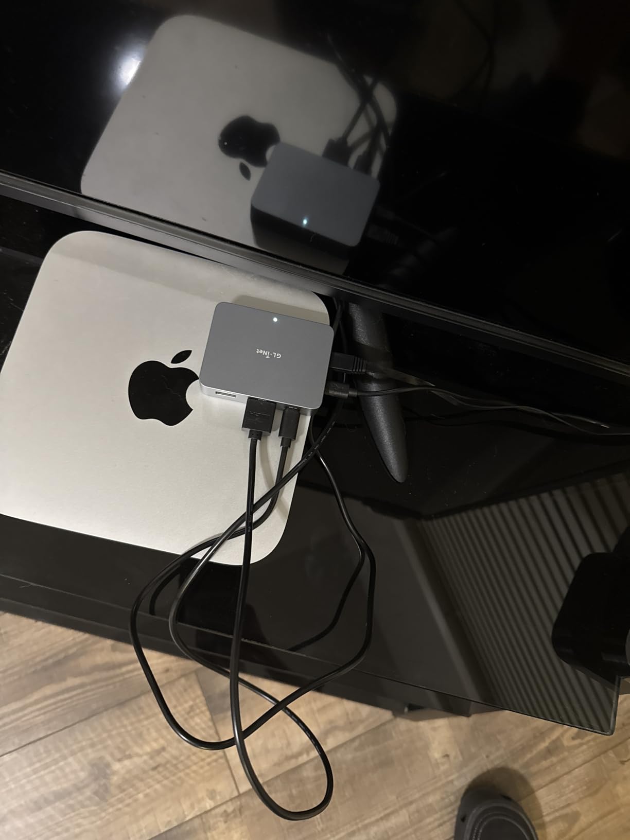 GL.iNet Comet (GL-RM1) Remote KVM Over Internet, 4K@30Hz Tailscale Support, Remote Keyboard, Video, Mouse, Install OS Via BIOS Control customer photo 1