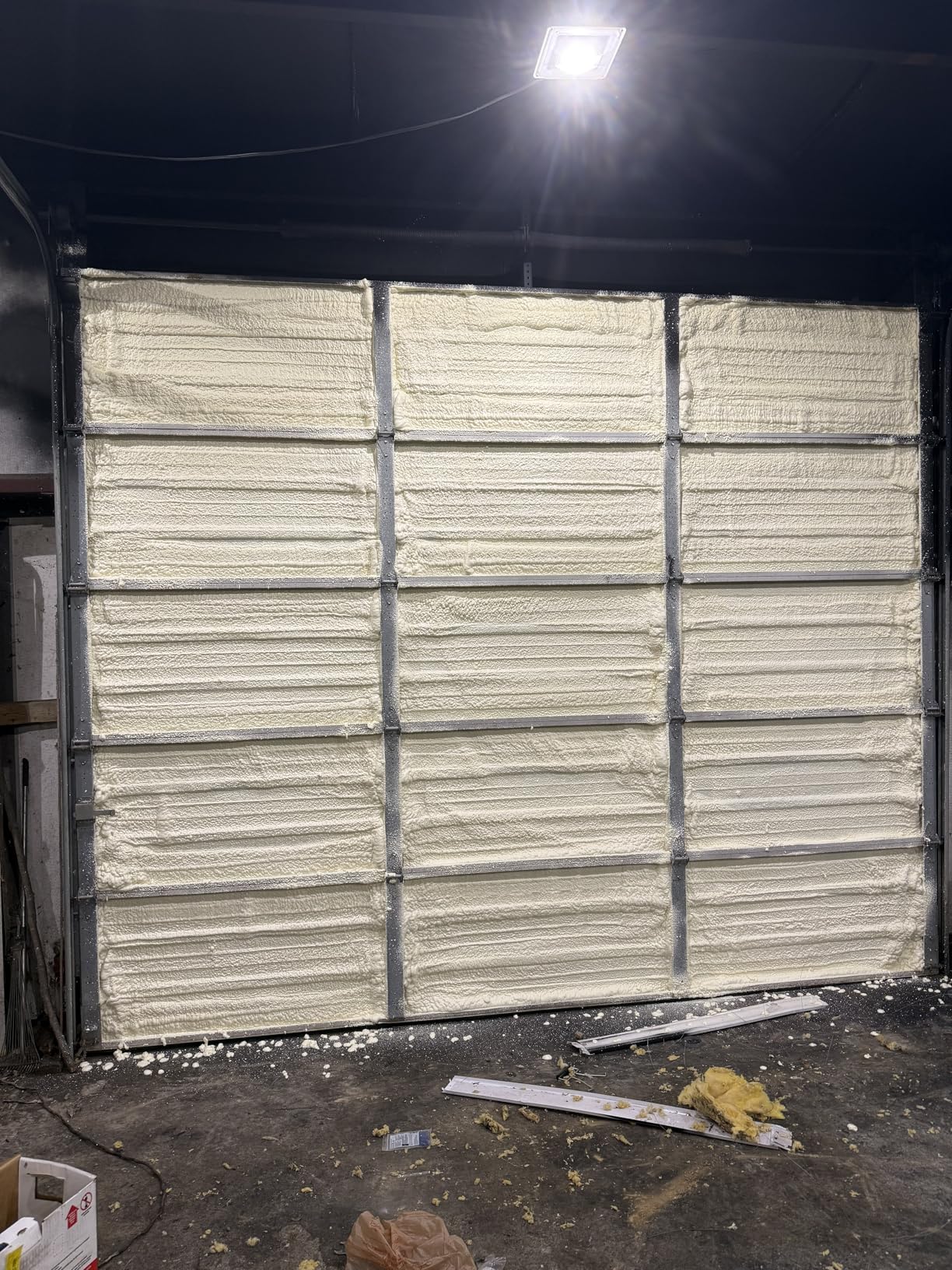 Froth Pak 200 Spray Foam Insulation Kit, 9 ft Hose - Closed Cell, 2 Part Foam Sealant, Yields Up to 200 Board ft customer photo 1