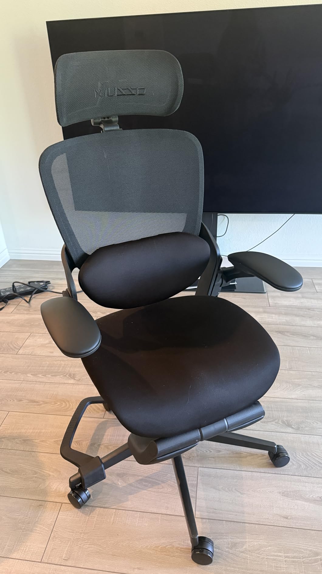 MUSSO E80 Petite Ergonomic Office Chair for Women, Small Frame Adjustable Desk Chair with 3D Lumbar Support, 4D Headrest, Footrest, 90 Degree Flip-Up Arms, 135 Degree Recline Mesh Computer Chair customer photo 2