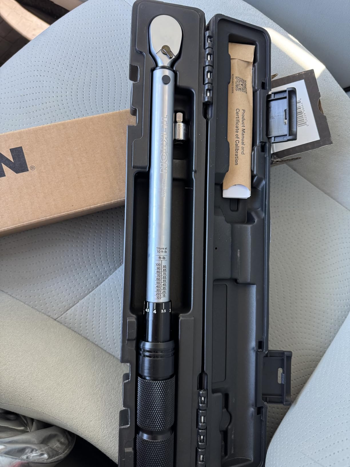 TEKTON 1/2 Inch Drive 90-Tooth Dual-Direction Micrometer Torque Wrench (40-200 ft-lb) | TRQ52402 customer photo 1