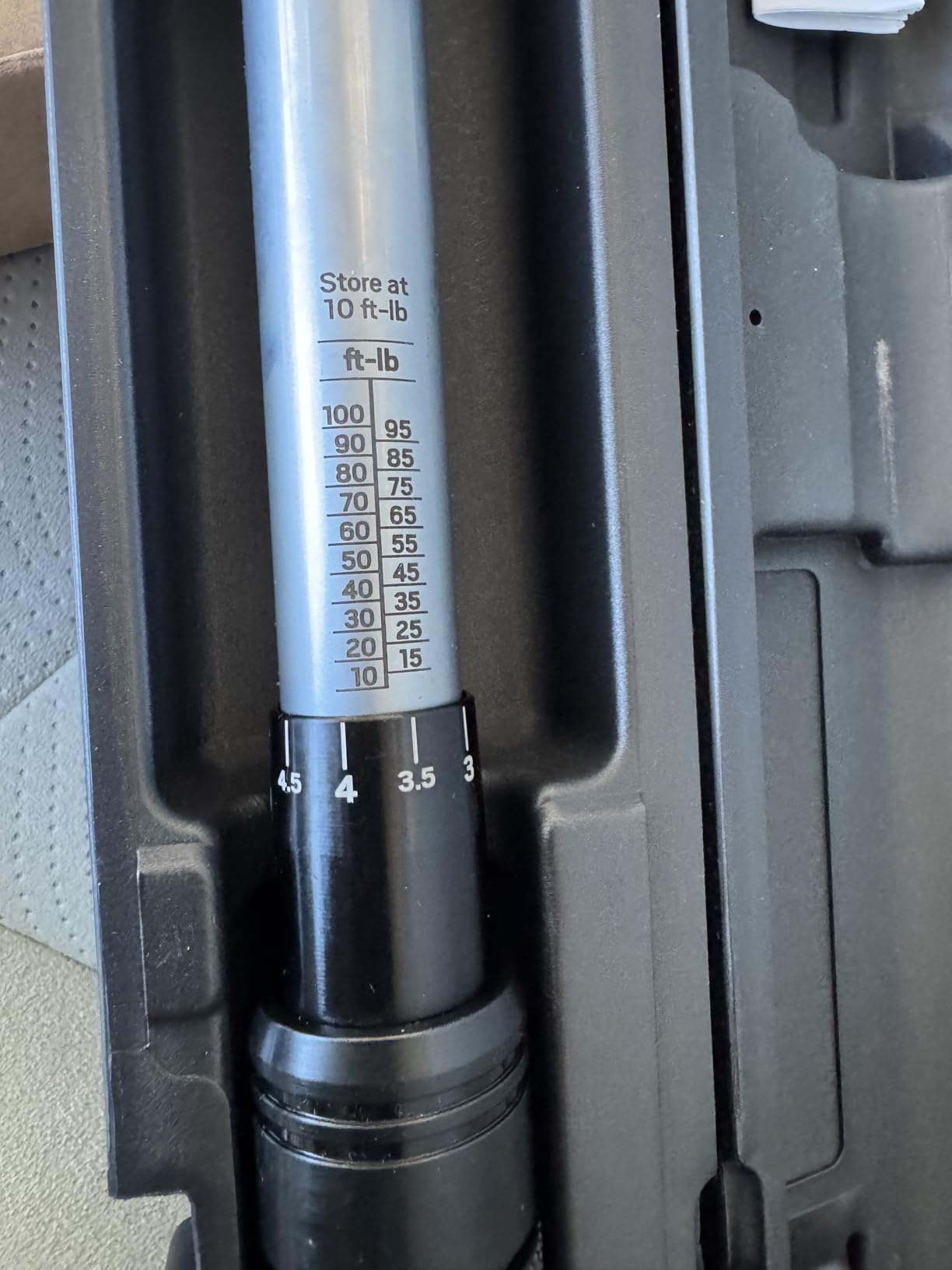 TEKTON 1/2 Inch Drive 90-Tooth Dual-Direction Micrometer Torque Wrench (40-200 ft-lb) | TRQ52402 customer photo 2
