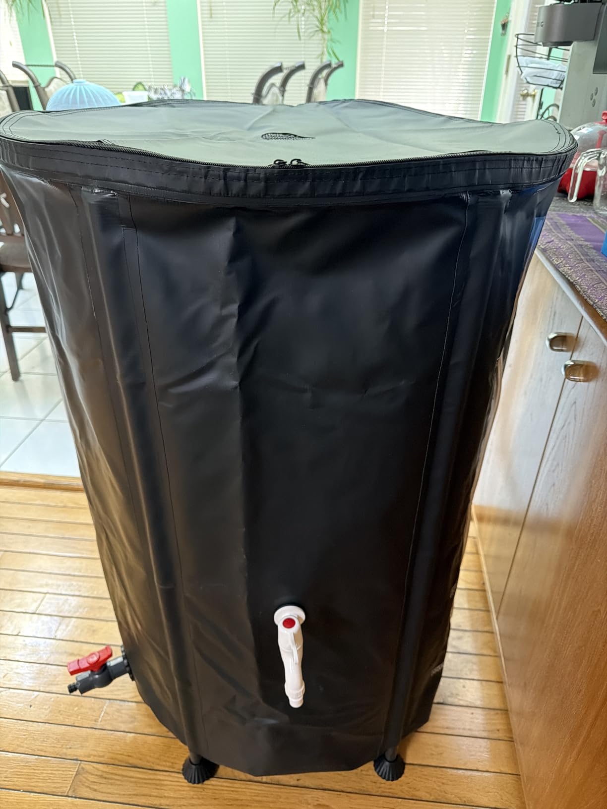 PYY Rain Water Collection Barrel - 53 Gallon Black Large Water Storage Tank with Spigot, Hose and Portable Bucket, Plastic Collapsible Rain Catcher Catchment System to Collect Rainwater from Gutter customer photo 1