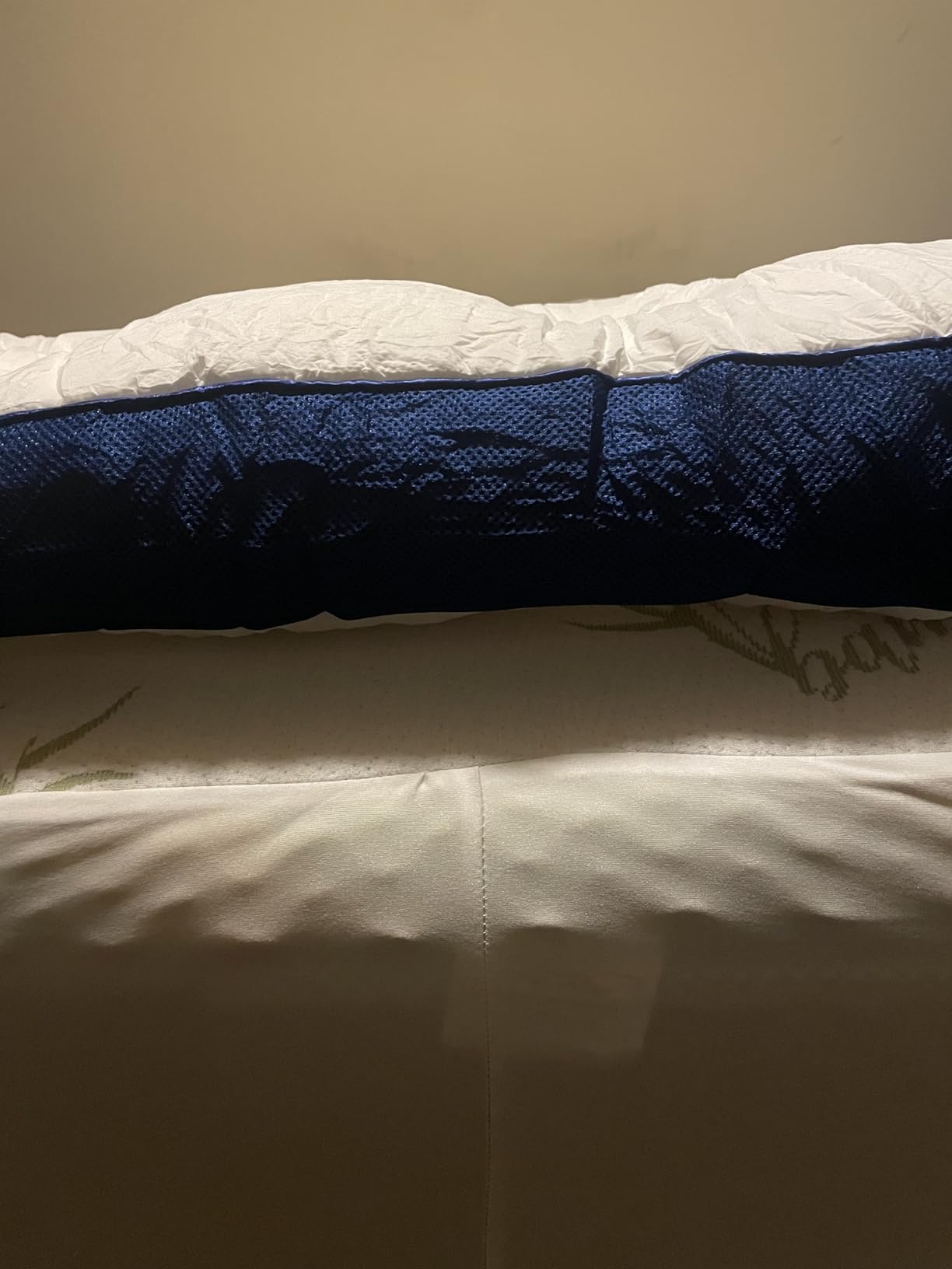 WhatsBedding 5 Inch Memory Foam Mattress Topper Queen for Back Pain, Filled with Fluffy Soft Breathable Stuffing, Thick Supportive Pillow Top Queen Mattress Topper customer photo 2