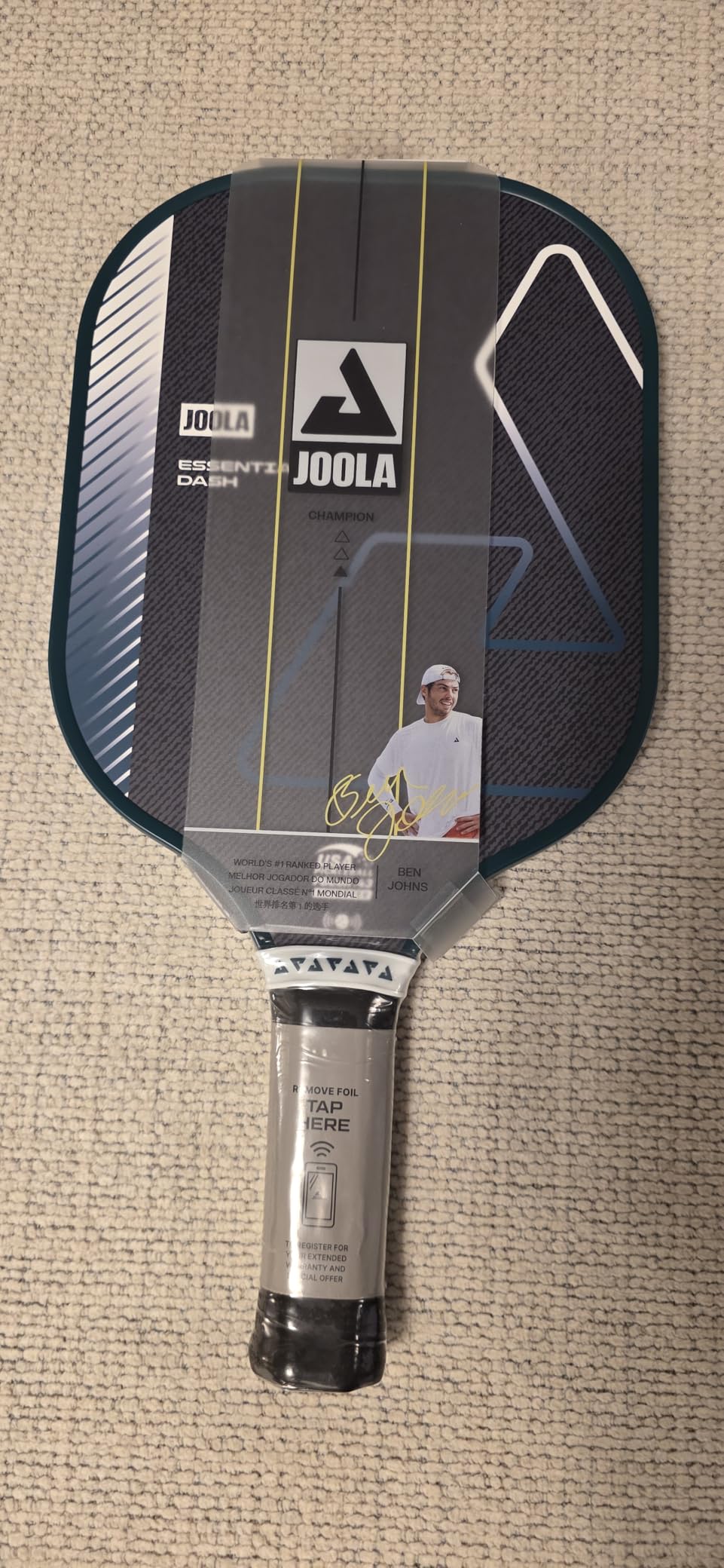 JOOLA Essentials Dash Pickleball Paddle - Lightweight Paddle for All Ages, Fiberglass Sandblasted Surface for Spin, Cool Press Construction, USAP Approved, NFC Chip Enabled customer photo 2