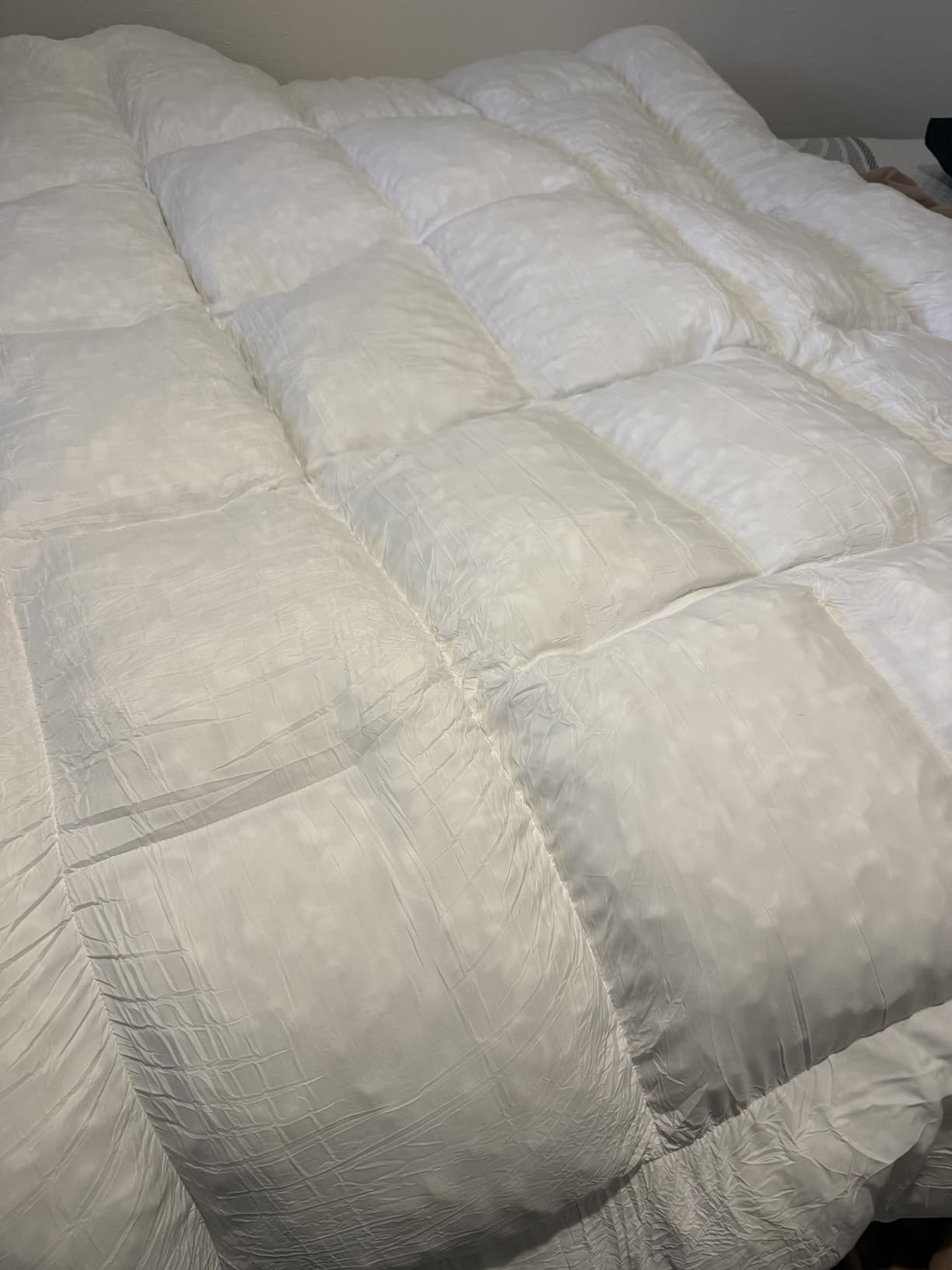 DOWNCOOL 3 Inch Queen Mattress Topper - Cooling Memory Foam Mattress Topper for Back Pain Relief, Breathable Bamboo Viscose Air Layer, 1700 GSM Fill, Deep Pocket Fits 8-21 Inch customer photo 1