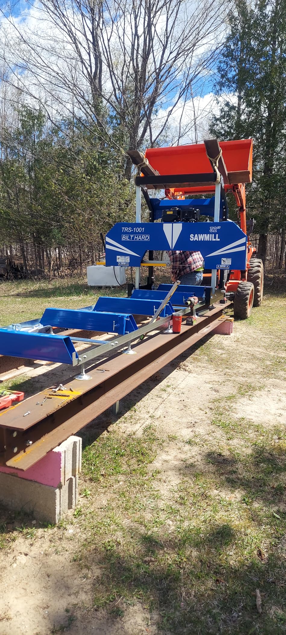 BILT HARD 32 Inch Portable Sawmill Gas Powered, 420cc 15HP E-Start Gas Engine, 29