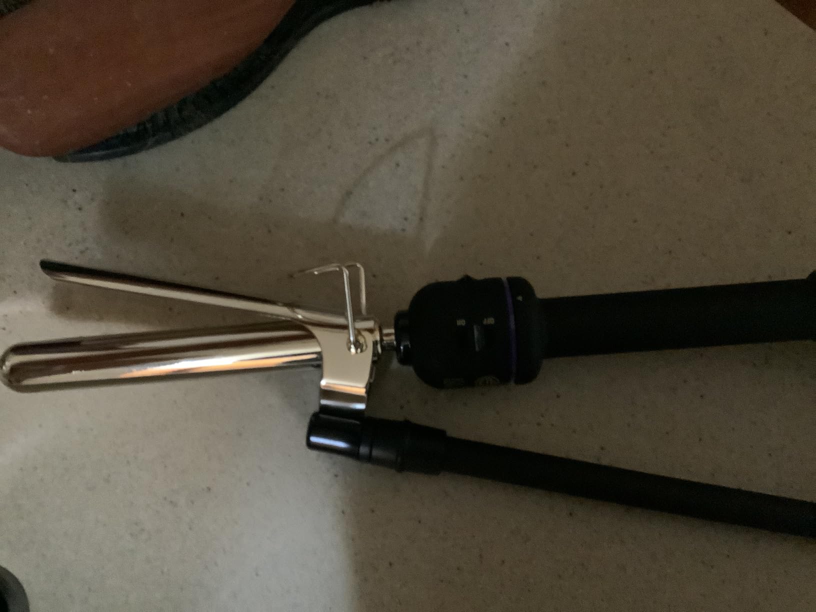 Hot Tools Pro Artist 24K Gold Marcel Iron | Long Lasting Curls, Waves (1 in) customer photo 1