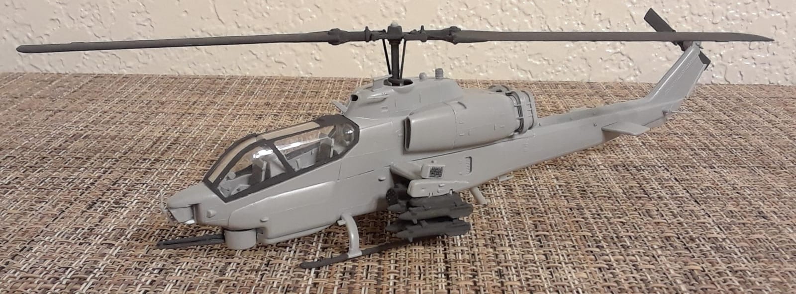 AH-1W Super Cobra Model Kit customer photo 1