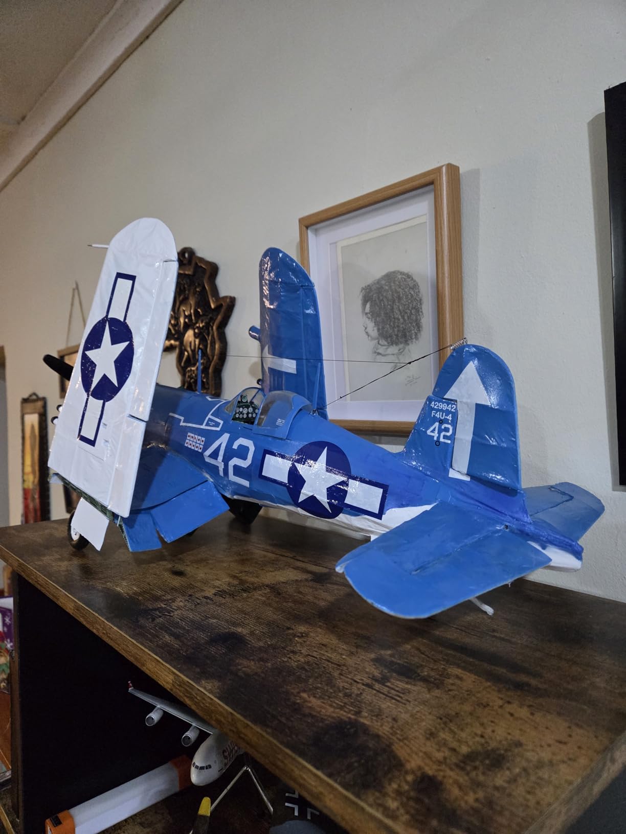 Guillow's Vought F4U-4 Corsair Model Kit, Navy customer photo 1