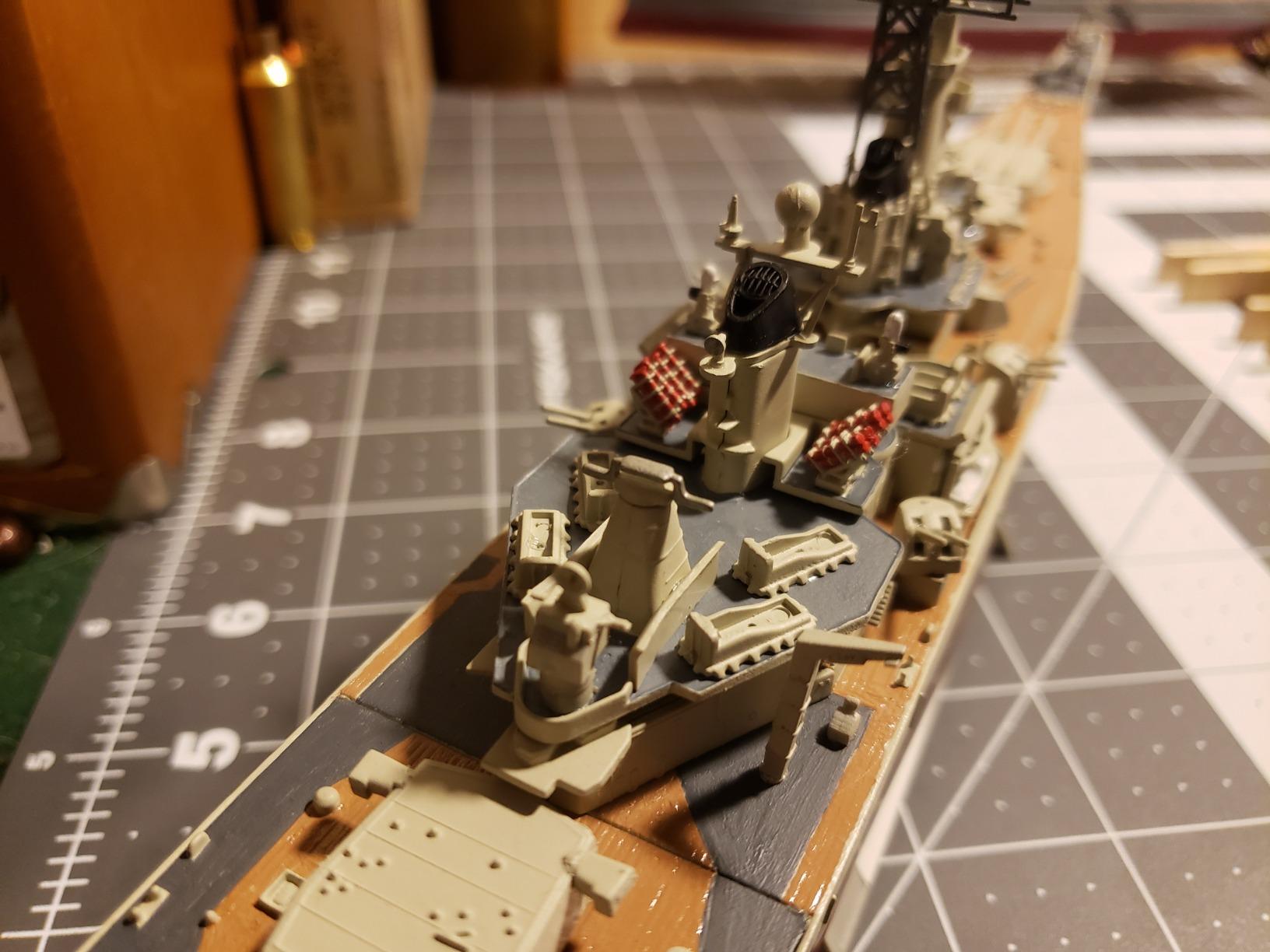 Trumpeter 1/700 USS Iowa BB61 Battleship 1984 Model Kit customer photo 1