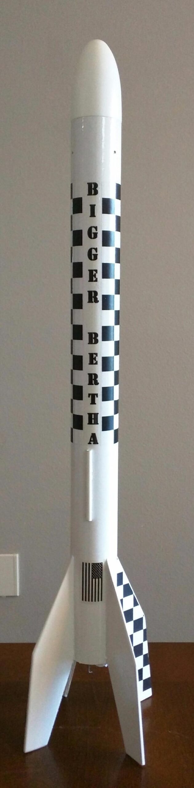 Estes 1948 Big Bertha Rocket-Building Kit, Intermediate Flying-Rocket-Model Kit for Ages 10+ customer photo 2
