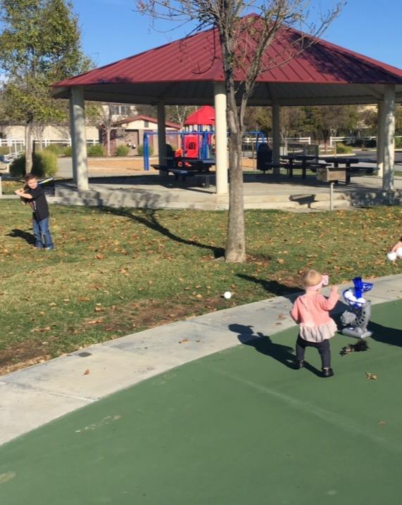 Franklin Sports MLB Electronic Baseball Pitching Machine - Automatic Youth Pitching Machine with (6) Plastic Baseballs Included customer photo 1