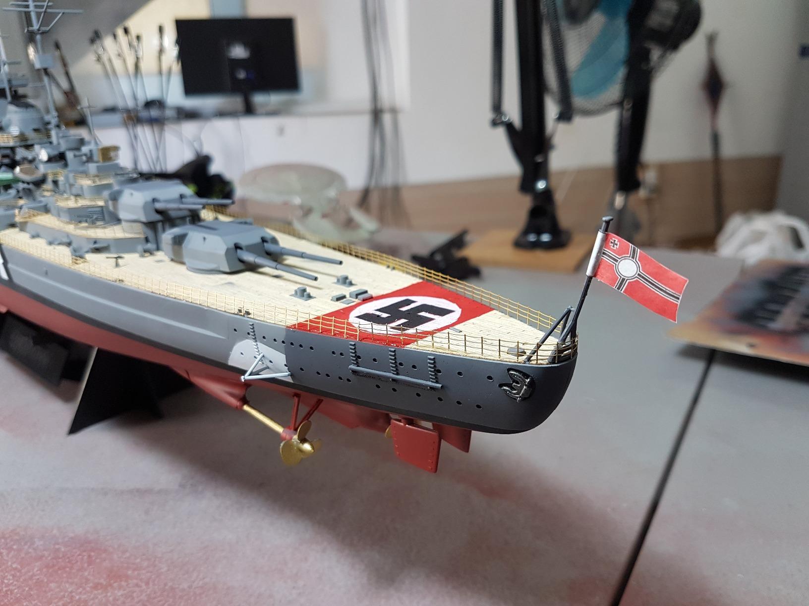 Tamiya 78013 1/350 German Battleship Bismarck Plastic Model Boat Kit customer photo 2