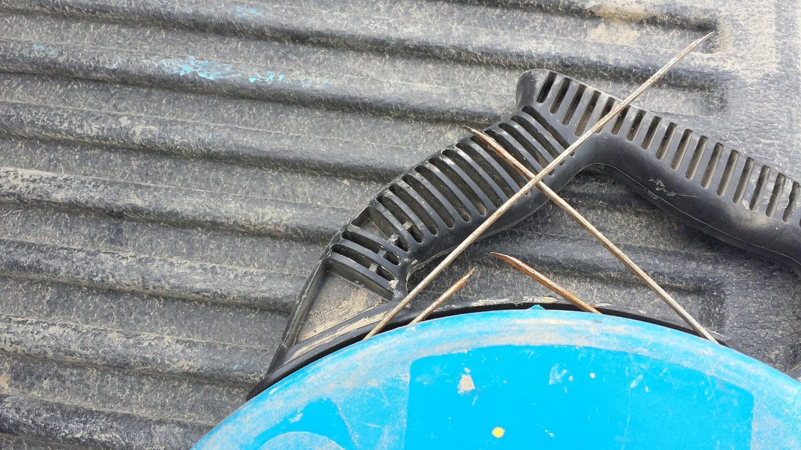 Ideal Electrical 31-067 Stainless Steel Fish Tape 240 ft. Stainless Steel Fish Tape w/Formed Hook & Tuff-Grip Pro Case, Non-Oily Finish, Laser Etched Increments customer photo 1