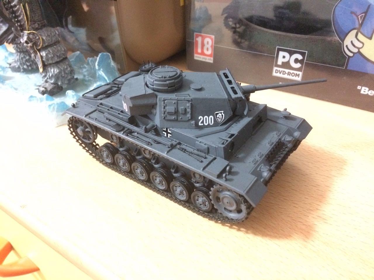 Tamiya 35215 1/35 German Pz. Kpfw III Ausf. L Tank Plastic Model Kit customer photo 2