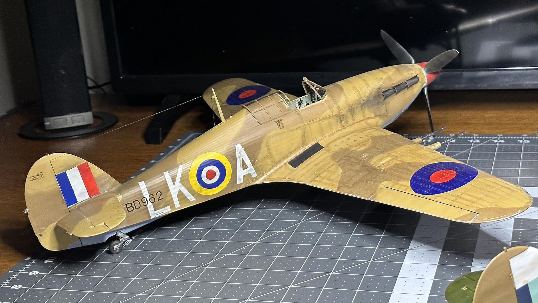 Trumpeter Hurricane Mk.IIC Model Kit customer photo 1