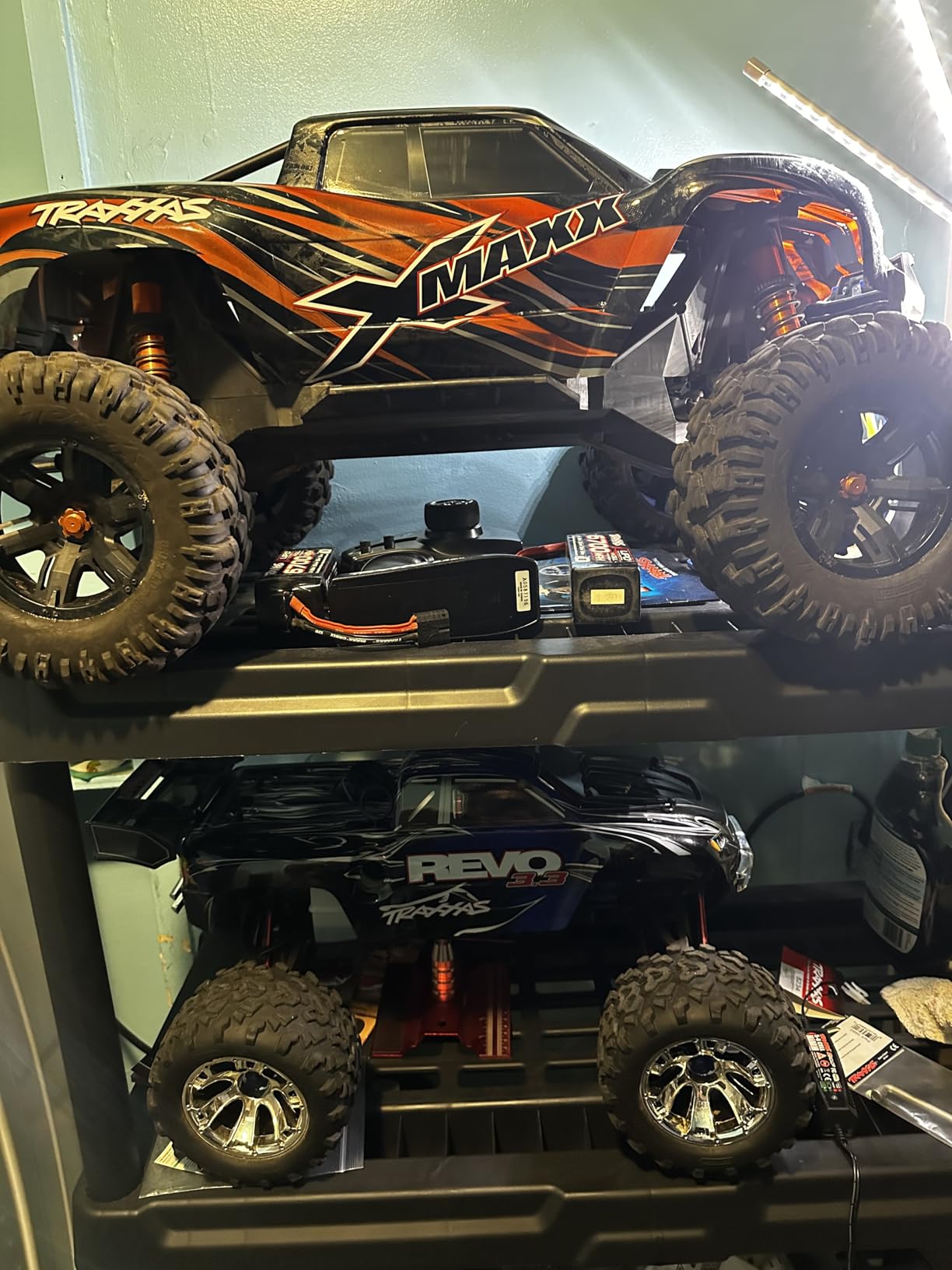 Traxxas 5411 1/10 Scale Revo Wing Mount customer photo 2