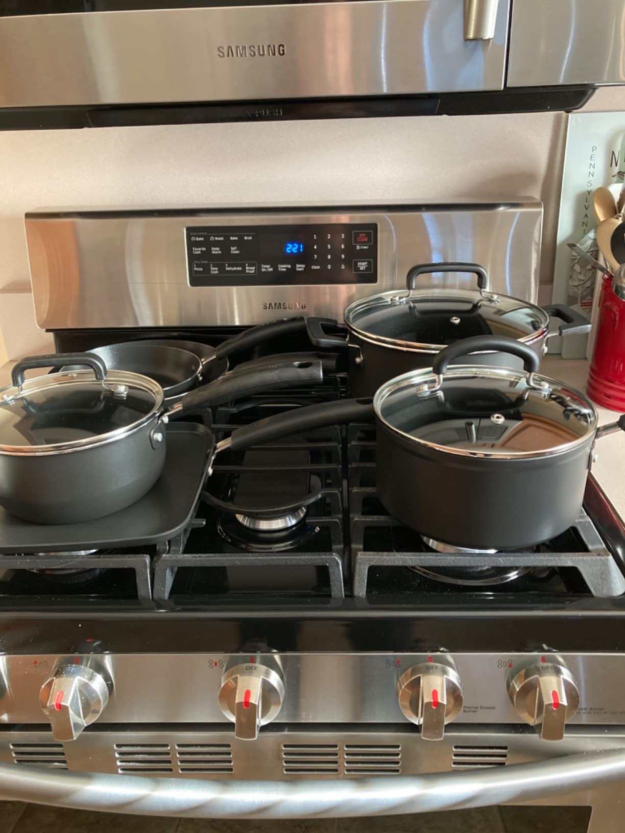 T-Fal Signature Nonstick Pots and Pans Set 12 Piece, Oven Broiler Safe 350F, Kitchen Cookware Set w/Fry Pans, Saucepans, Saute Pan, Dutch Oven, Griddle, Dishwasher Safe, Black customer photo 2