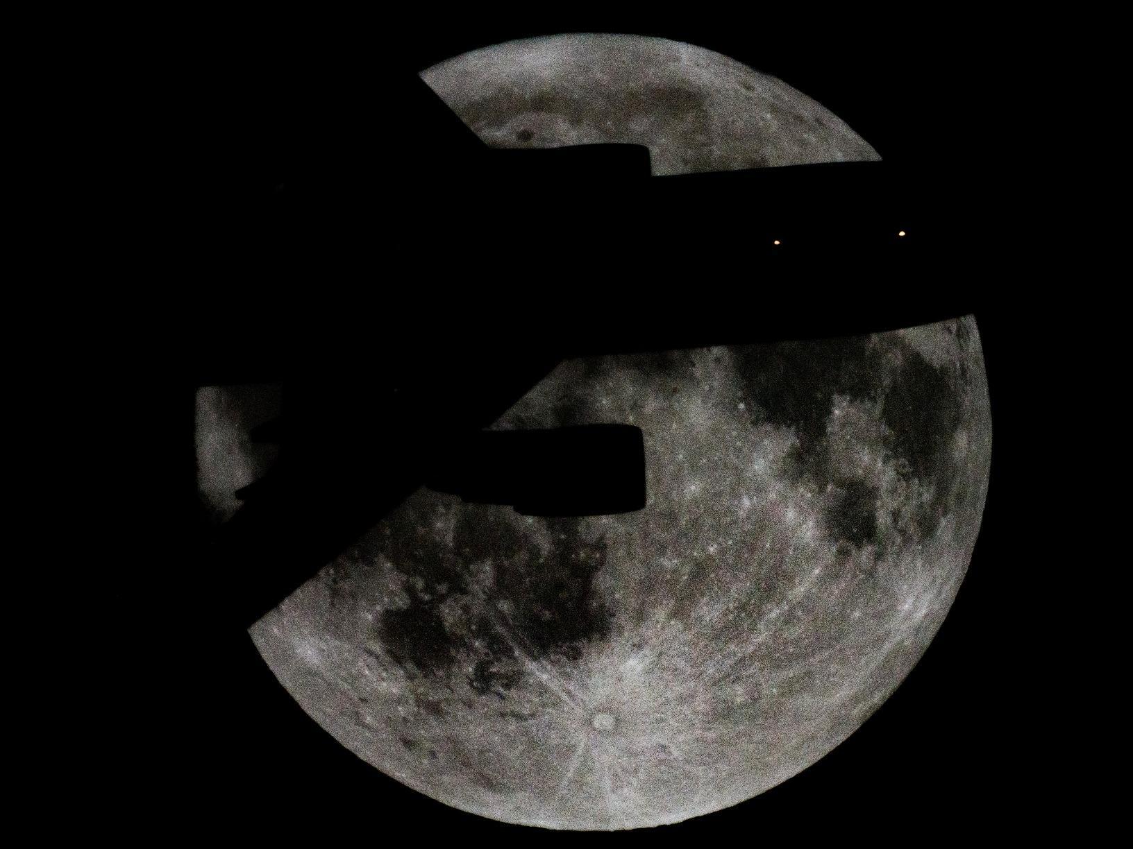 Celestron NexStar 90SLT Maksutov-Cassegrain Portable Telescope for Planets customer photo 2