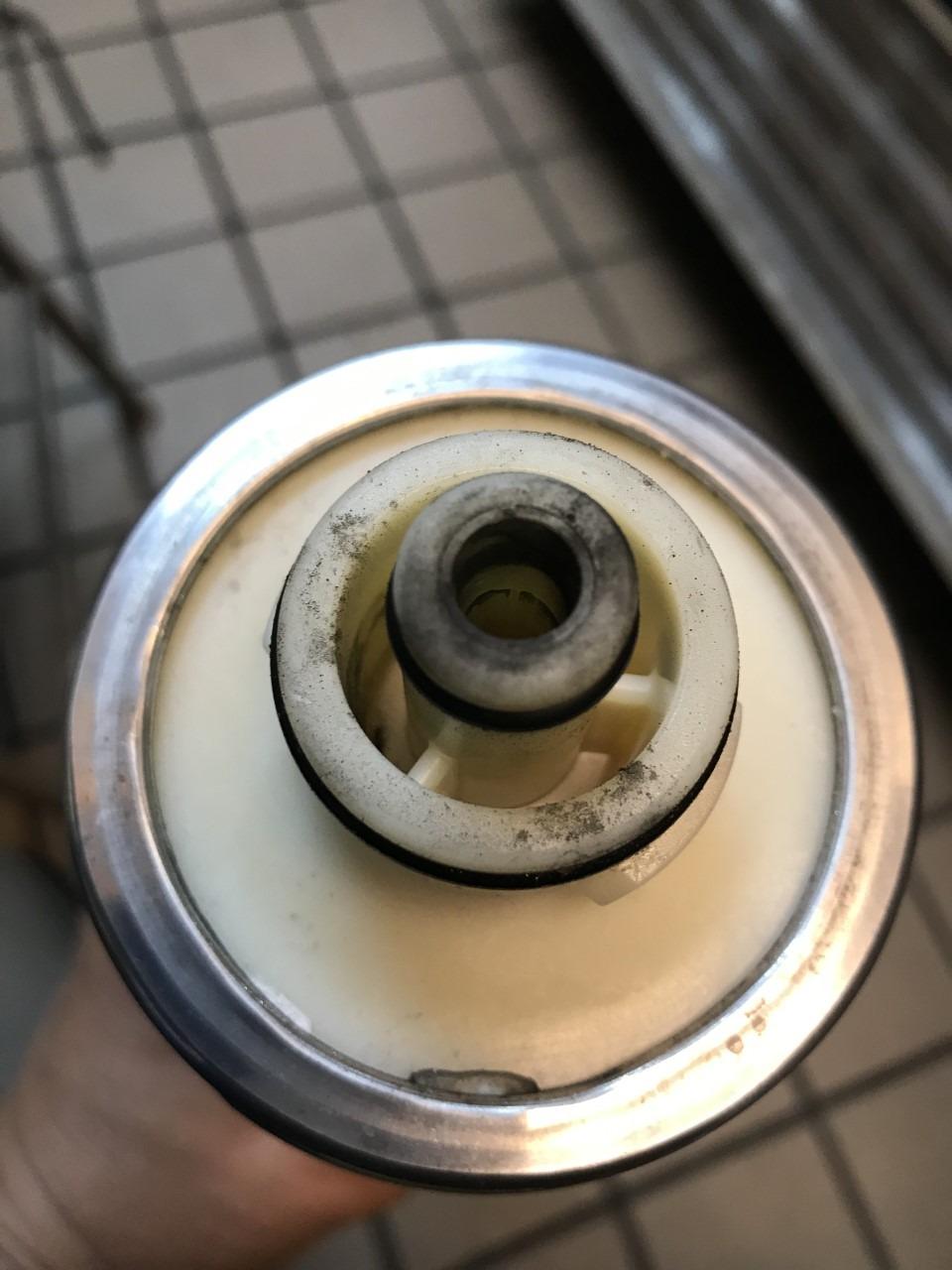 Replacement Ice Maker Quick Connect Filter, 0.5 micron, 1.7 gpm, 9000 gal, 20-3/4 in H - 1 Each customer photo 2