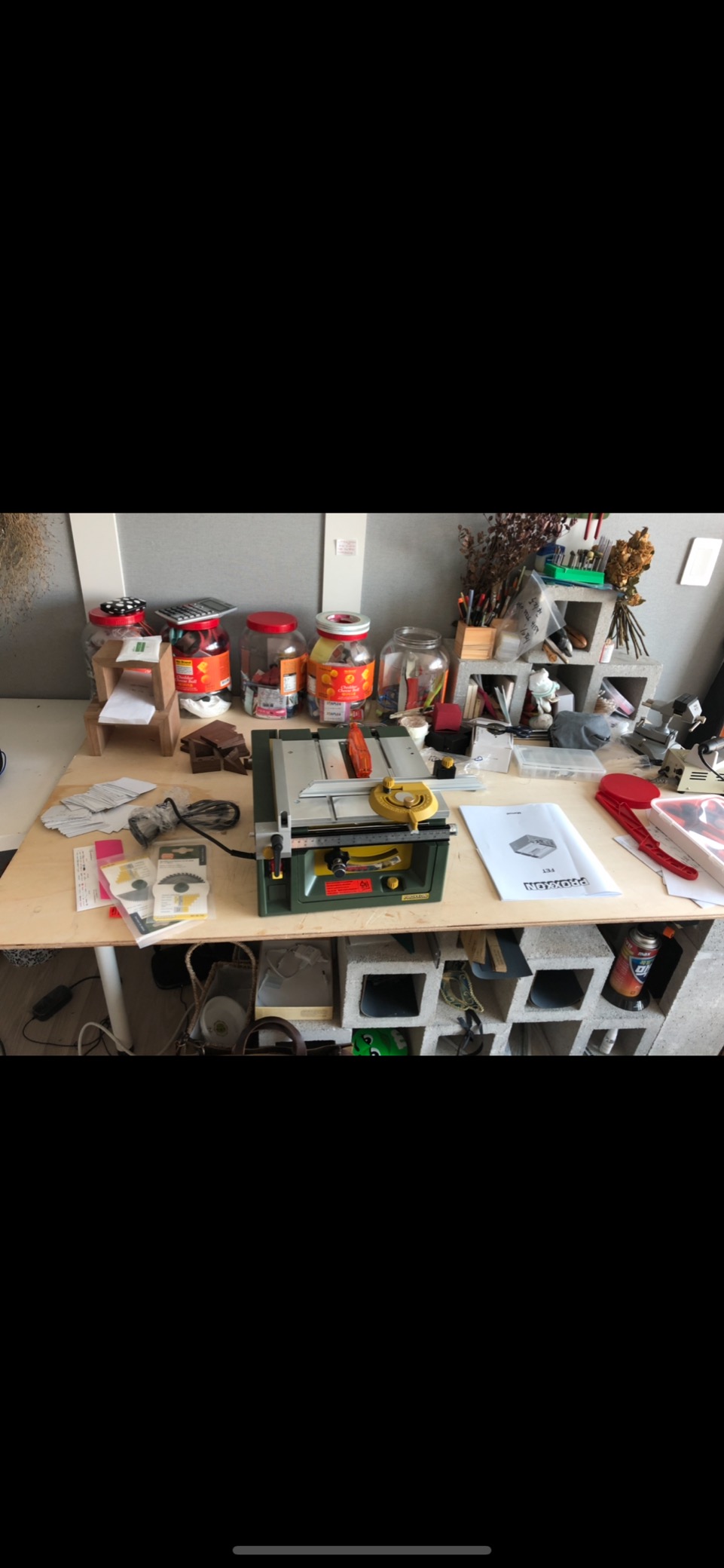 PROXXON Table Saw FET for Precision Cuts in Wood, Non-Ferrous Metals, Plastics - Adjustable Blade, Extendable Table, Low Noise Motor, 110-120V AC - 37070 customer photo 2