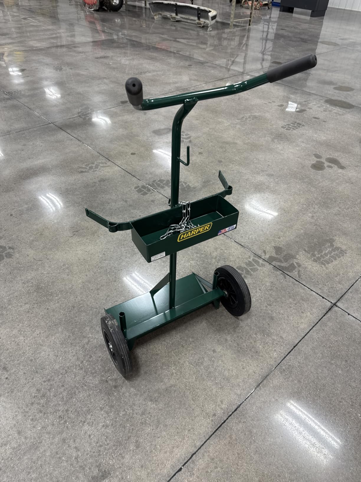 Harper Trucks 142-86 Welding Cylinder Hand Truck with Toolbox | Oxygen and acetylene tank cart with toolbox, hose hooks, safety chain and 10 in. solid rubber wheels customer photo 1