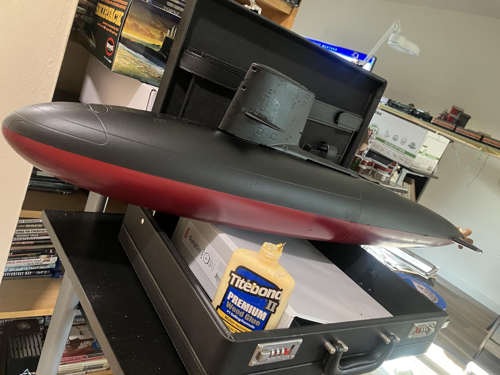 USS Skipjack Submarine 1/72 Moebius Over 40 inches Long customer photo 1