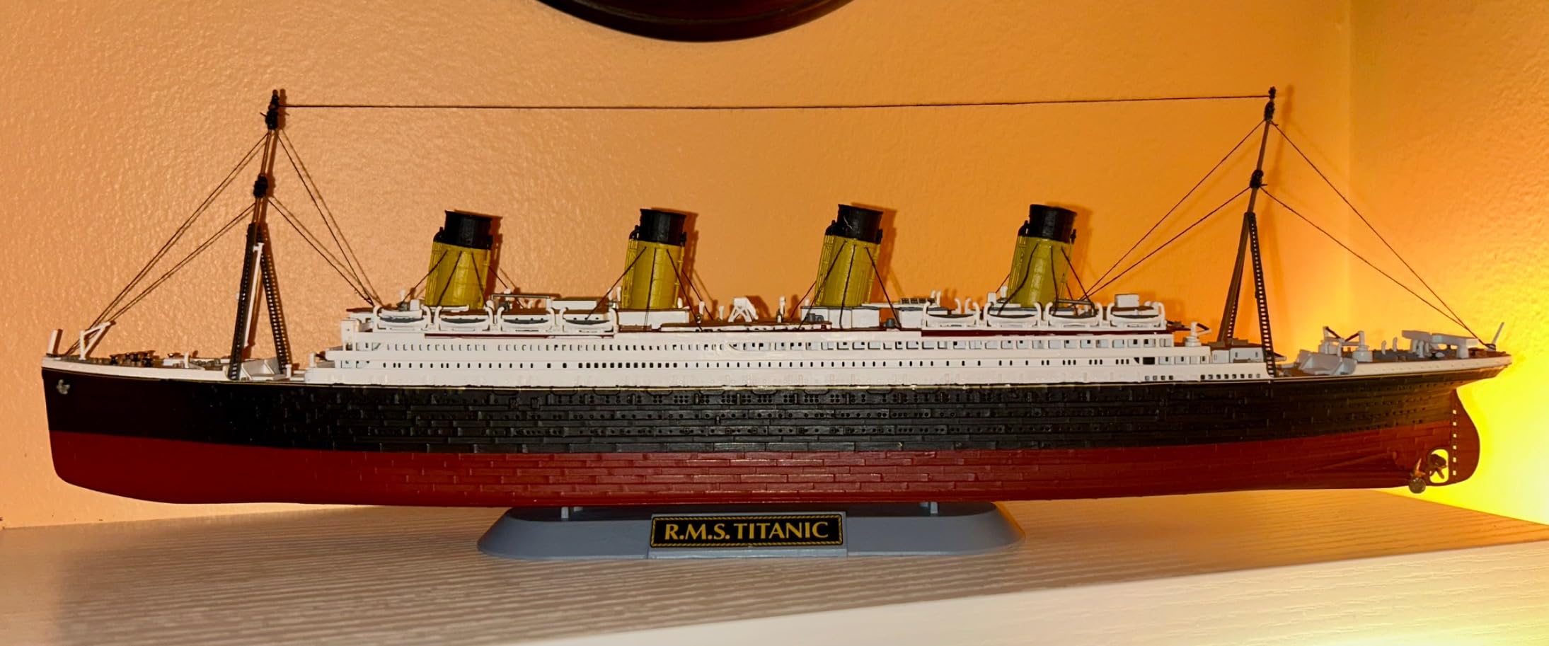Revell of Germany RMS Titanic Plastic Model Kit customer photo 1