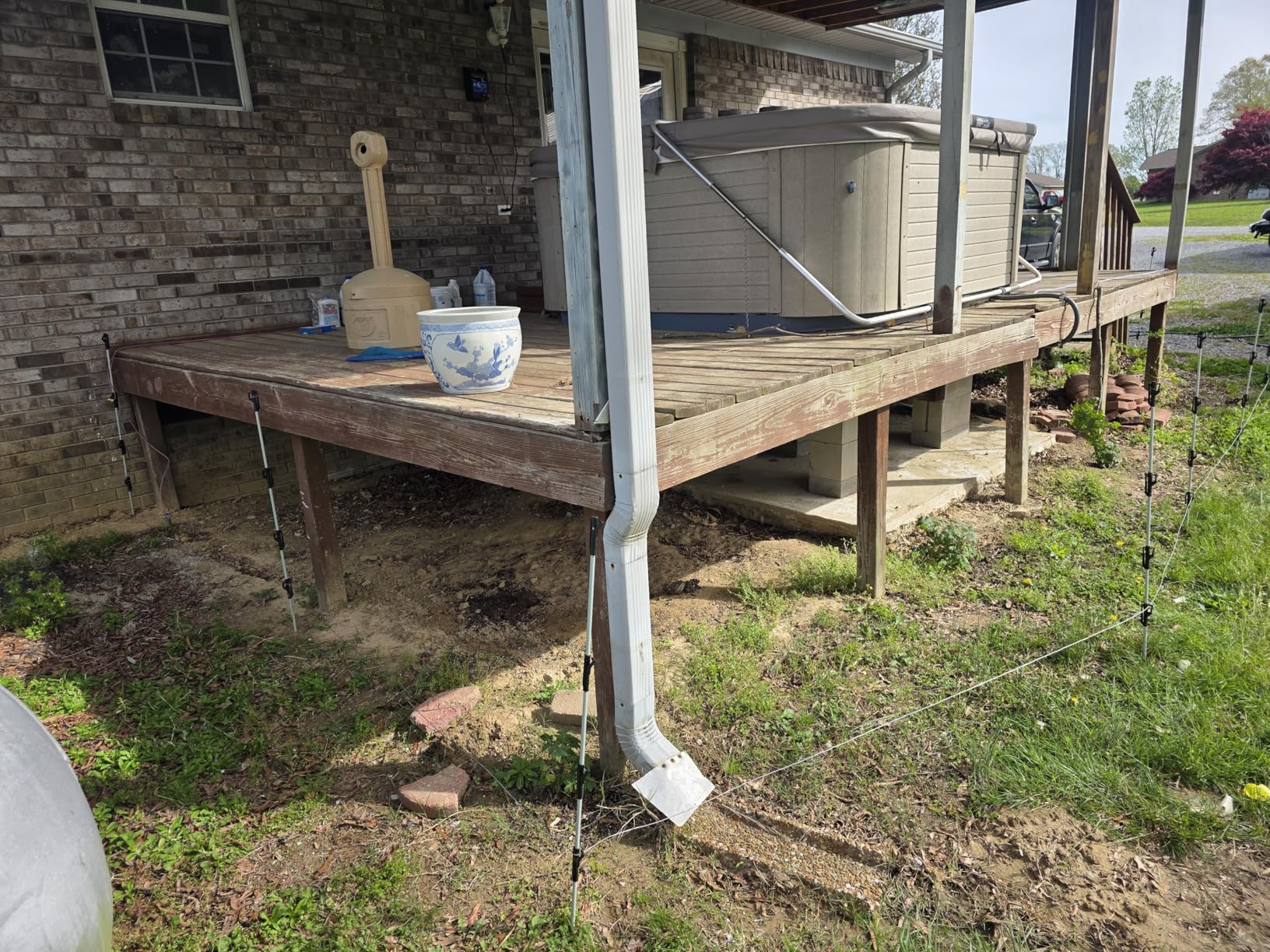 Zareba 25 Mile AC Powered Low Impedance Electric Fence Charger - Plug In Fence Charger - Contain Bulls, Cattle, Dogs, Exotics, Horses & More - Keep Predators Out - EAC25M-Z customer photo 1