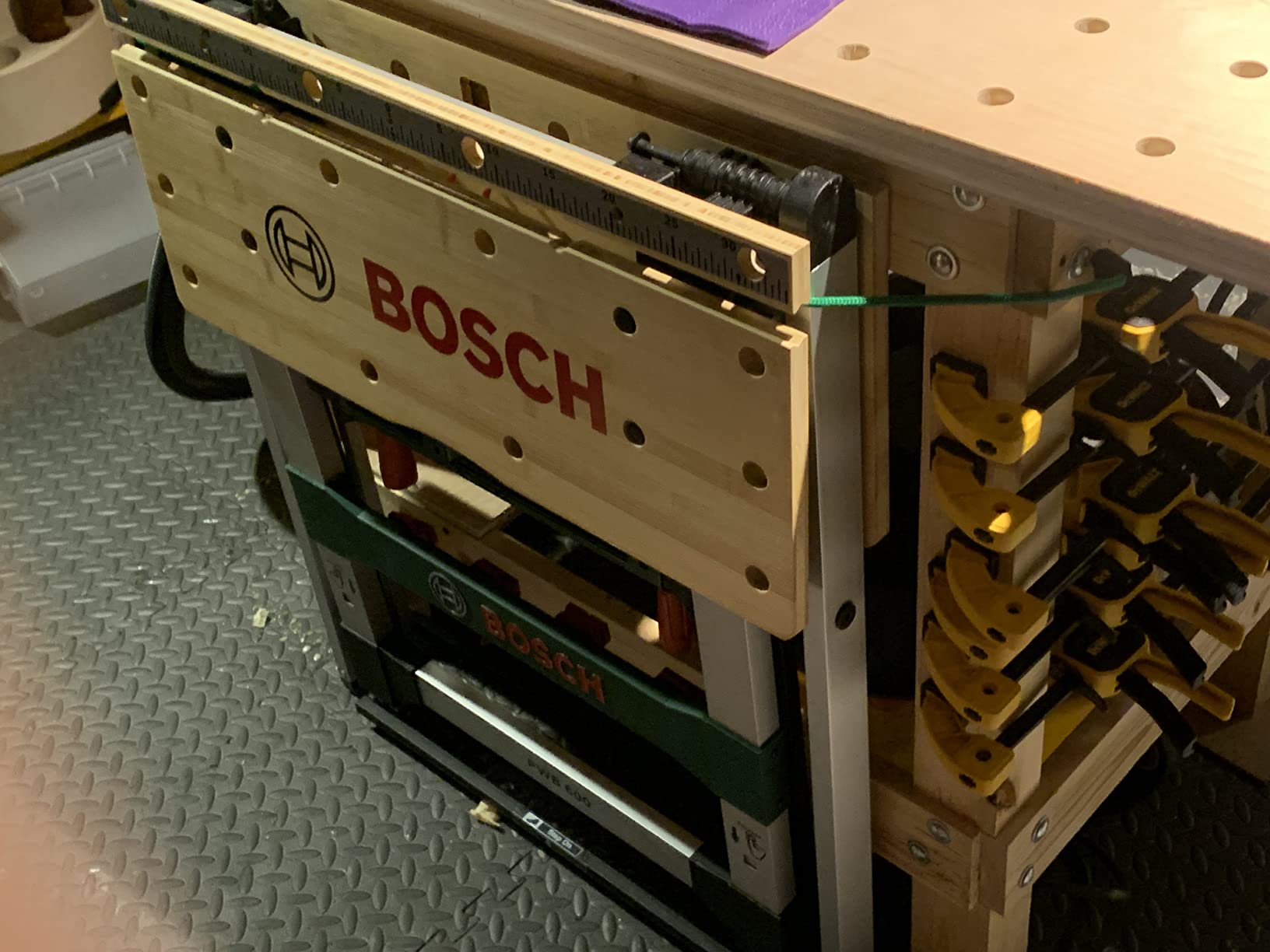 Bosch Work Bench PWB 600 (4 Blade Clamps, Cardboard Box, Max Load Capacity: 200 kg) customer photo 2