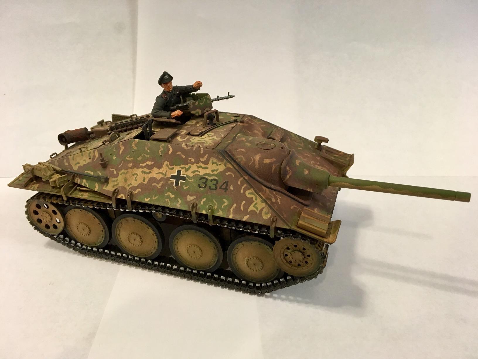 Academy Jagdpanzer 38(t) Hetzer Late Version Military Land Vehicle Model Building Kit customer photo 1