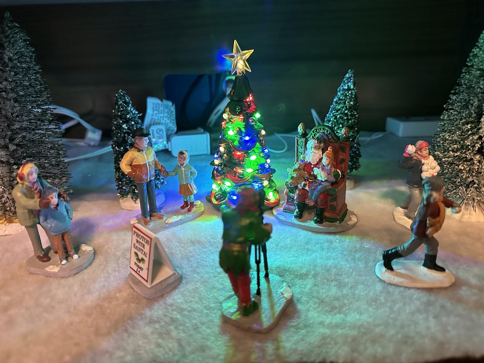 Lemax Christmas Village Photos with Santa Set of 5-22032 customer photo 2