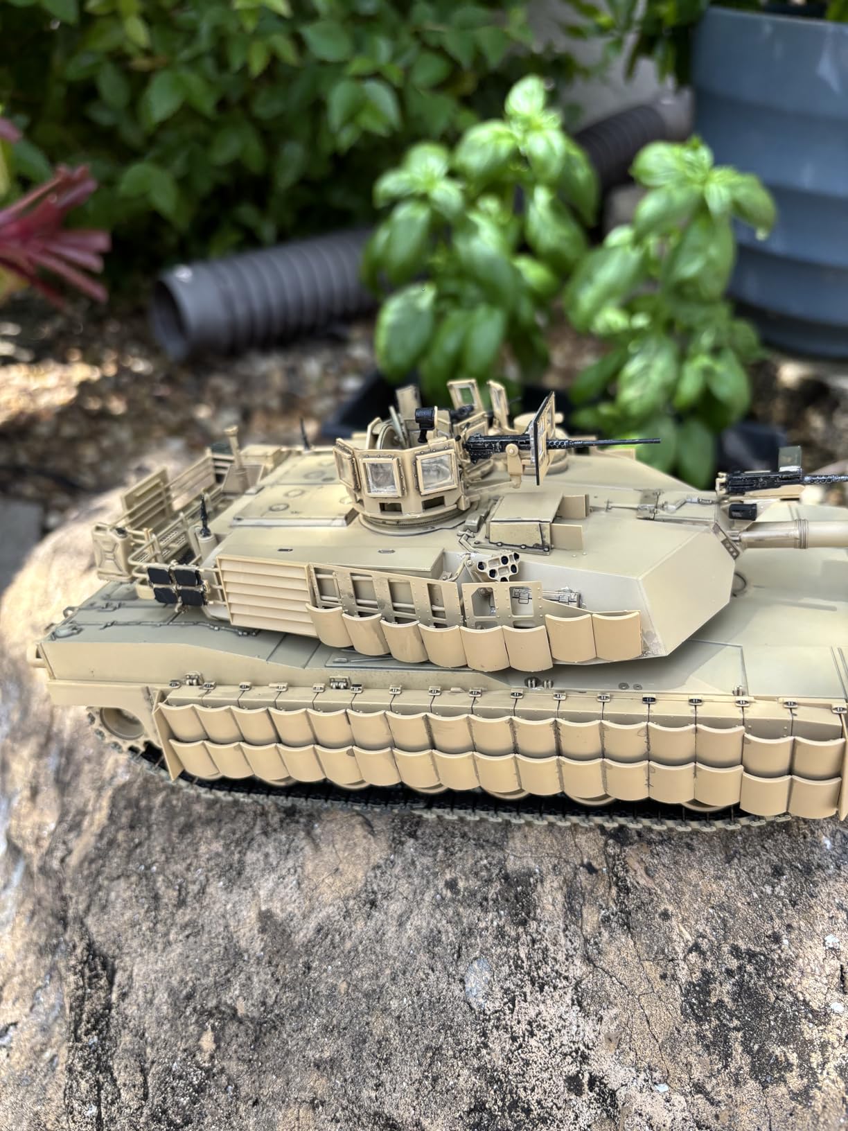 Tamiya Models M1A2 SEP Abrams Tusk II Model Kit customer photo 2