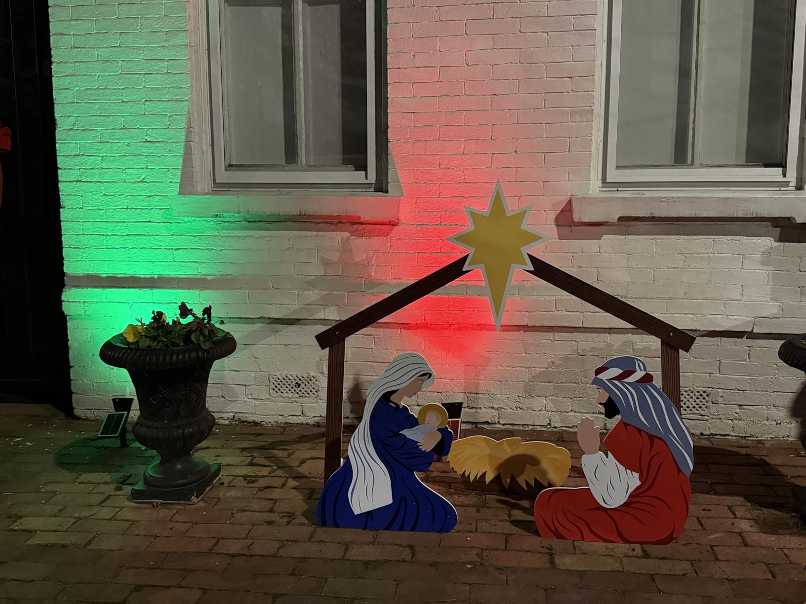 Holy Family Nativity Scene - 3 Weatherproof Nativity Set Figures for Outdoor Christmas Decoration - Easy to Assemble & Store - Standard, White customer photo 1