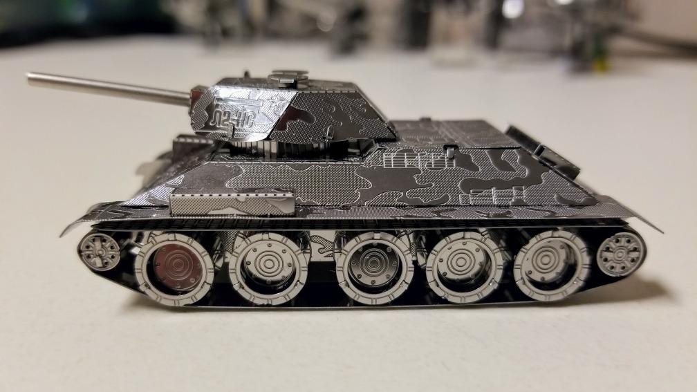 Metal Earth T-34 Tank 3D Metal Model Kit Fascinations customer photo 2