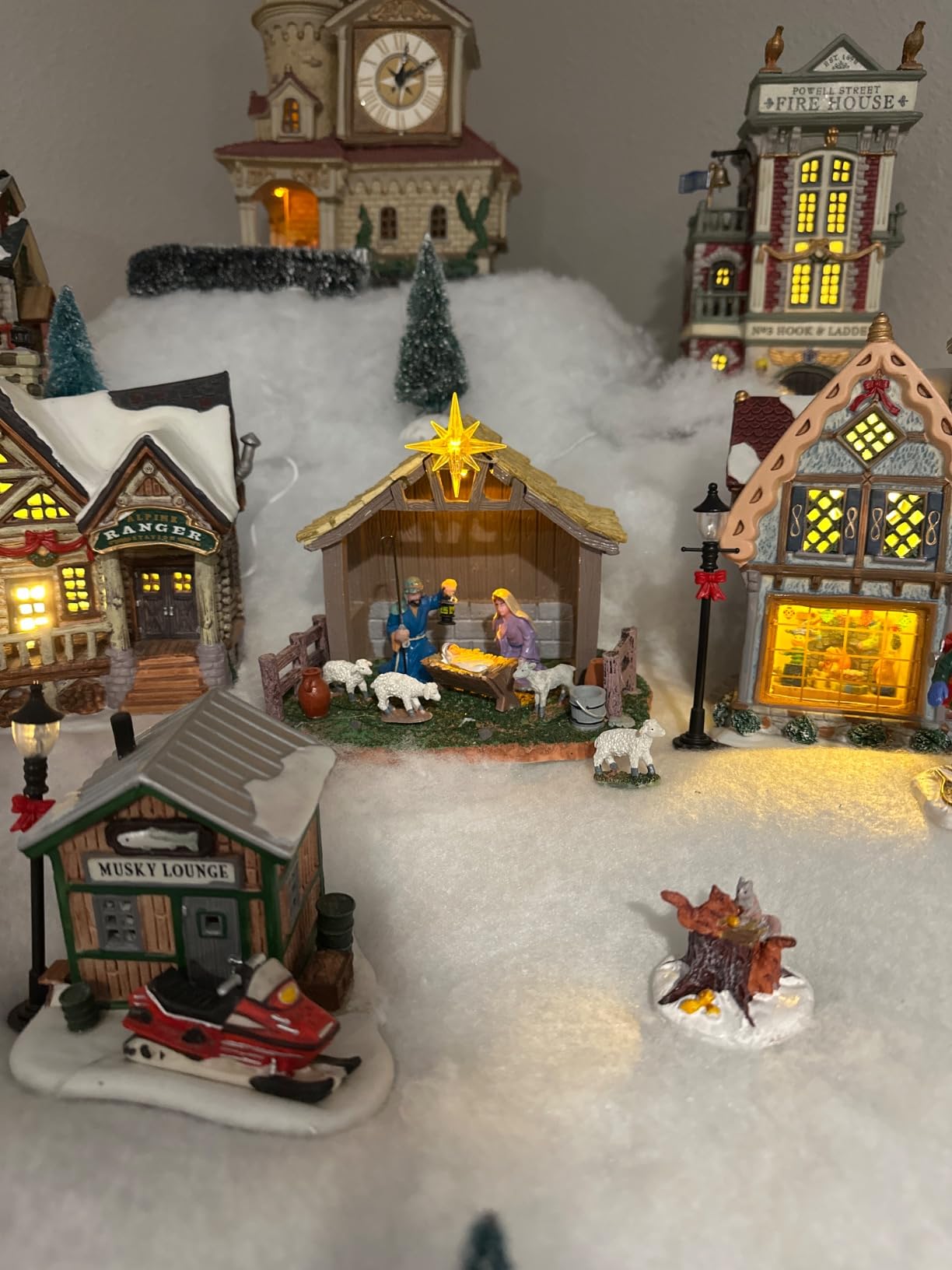 Lemax Nativity Scene, Battery Operated (4.5V) #34626 customer photo 2