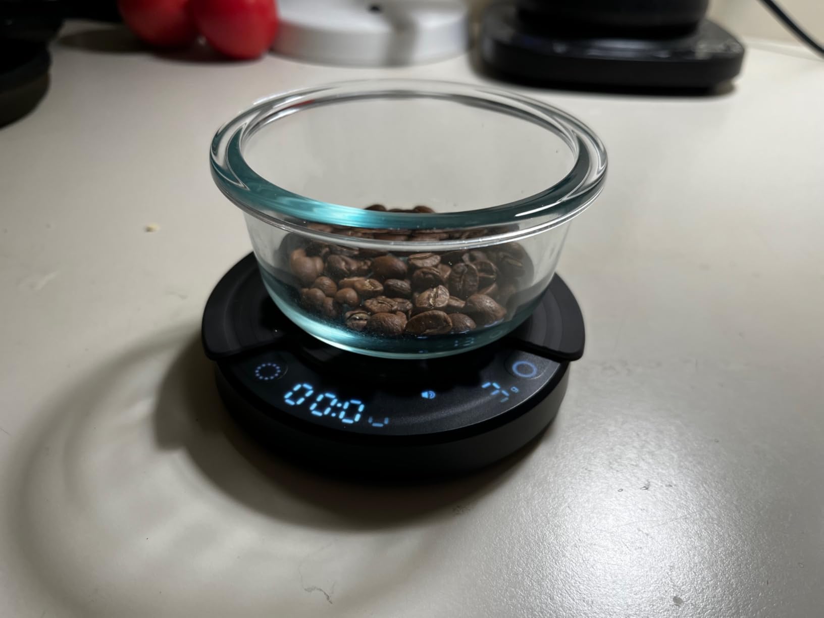 OutIn Claro Portable Coffee Scale, Espresso Scale 2kg/0.1g Accurate Measurement, Pour Over Coffee Scale Multiple Modes, Timer Function, Rechargeable, with Protective Bag customer photo 1