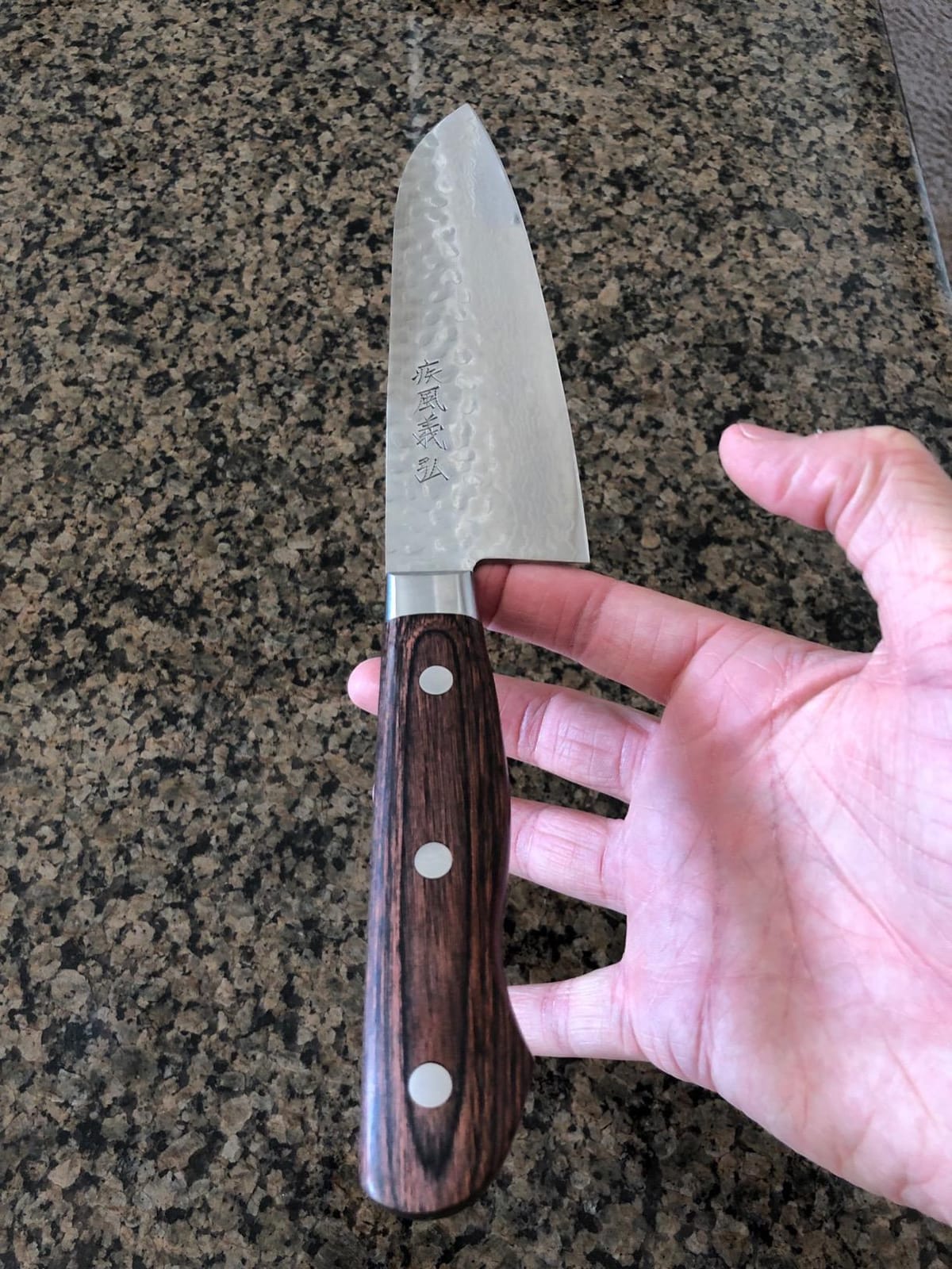 Yoshihiro VG10 16 Layer Hammered Damascus Stainless Steel Santoku Chefs Knife (7'' (180mm)) customer photo 1
