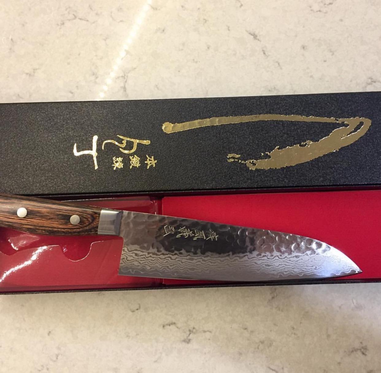 Yoshihiro VG10 16 Layer Hammered Damascus Stainless Steel Santoku Chefs Knife (7'' (180mm)) customer photo 2