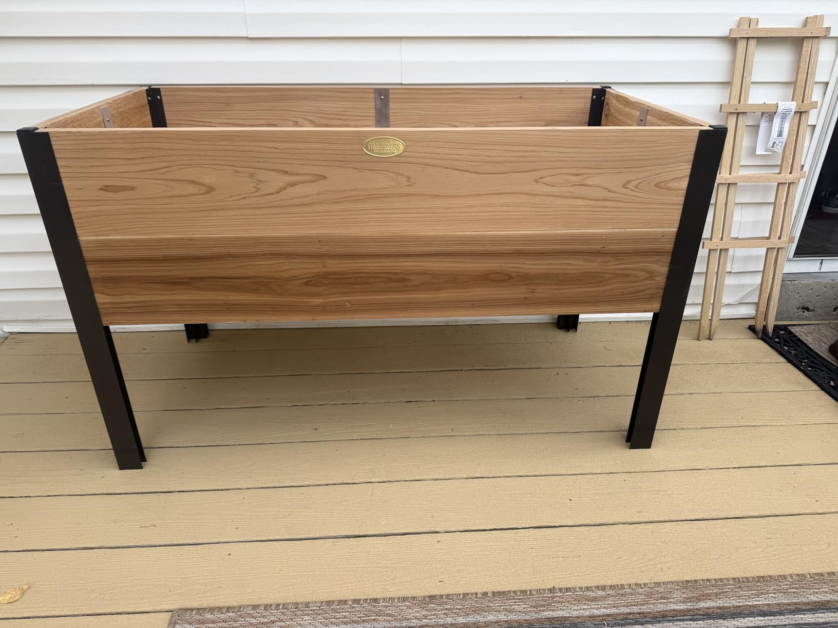 Gardener's Supply Company Raised Garden Bed Elevated Cedar Planter Box | 2' x 4' Heavy Duty Standing Garden Planters for Outdoor Plant Vegetables & Flower Gardening Perfect for Patio, Lawn & Backyard customer photo 2