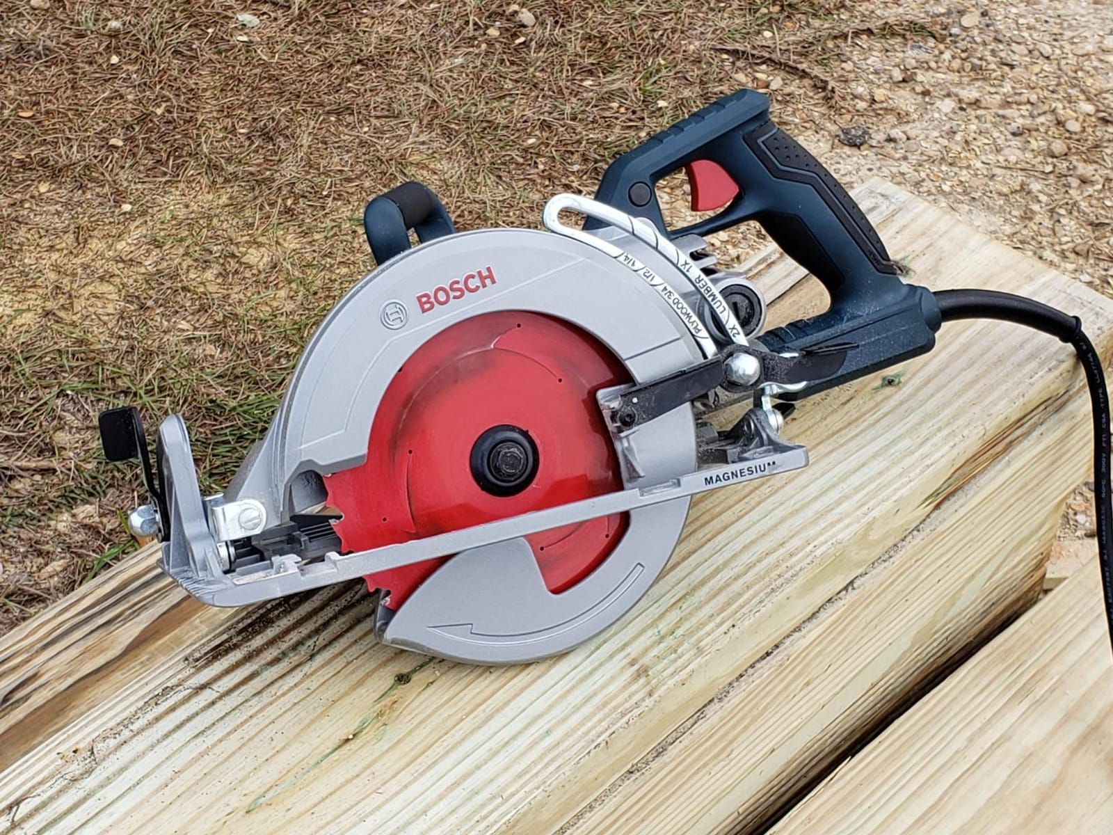 Bosch 7-1/4-Inch Worm Drive Circular Saw CSW41, Blue customer photo 2