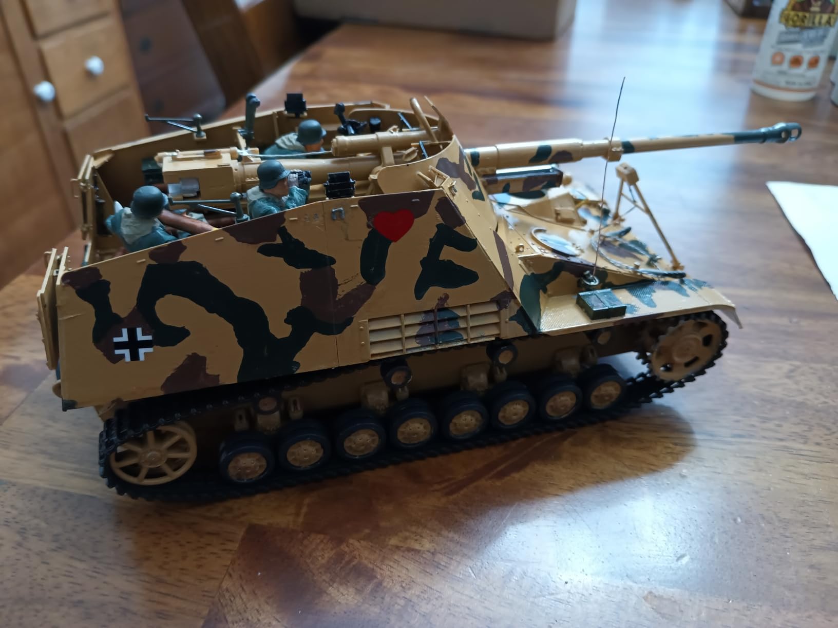 Tamiya America, Inc 35335, German Nashhorn Heavy Tank Destroyer, TAM35335 - Beige customer photo 1