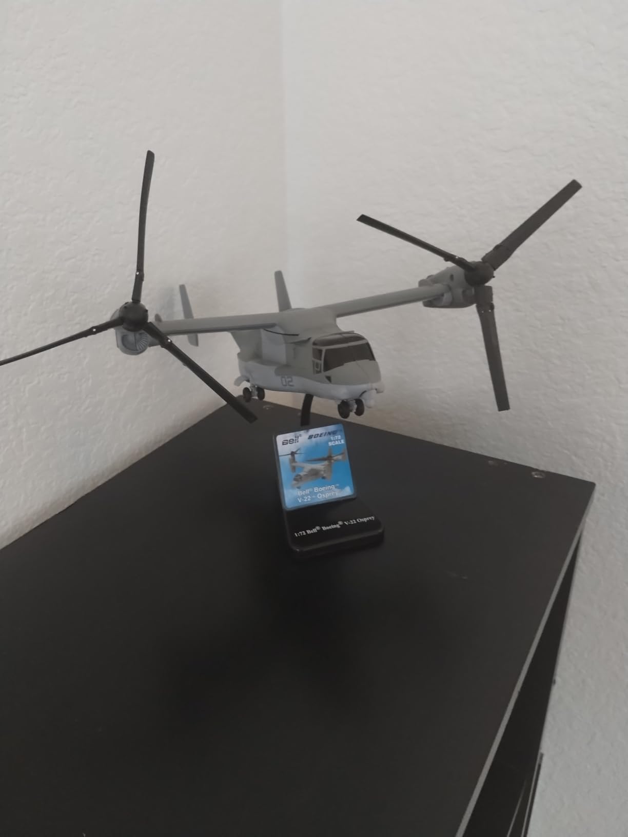 New Ray 1:72 Scale Bell Boeing V-22 Osprey customer photo 2