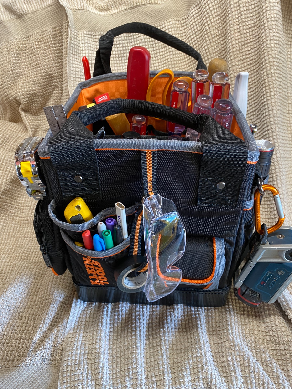 Klein Tools 5541610-14 Tool Bag with Shoulder Strap Has 40 Pockets for Tool Storage and Orange Interior customer photo 2