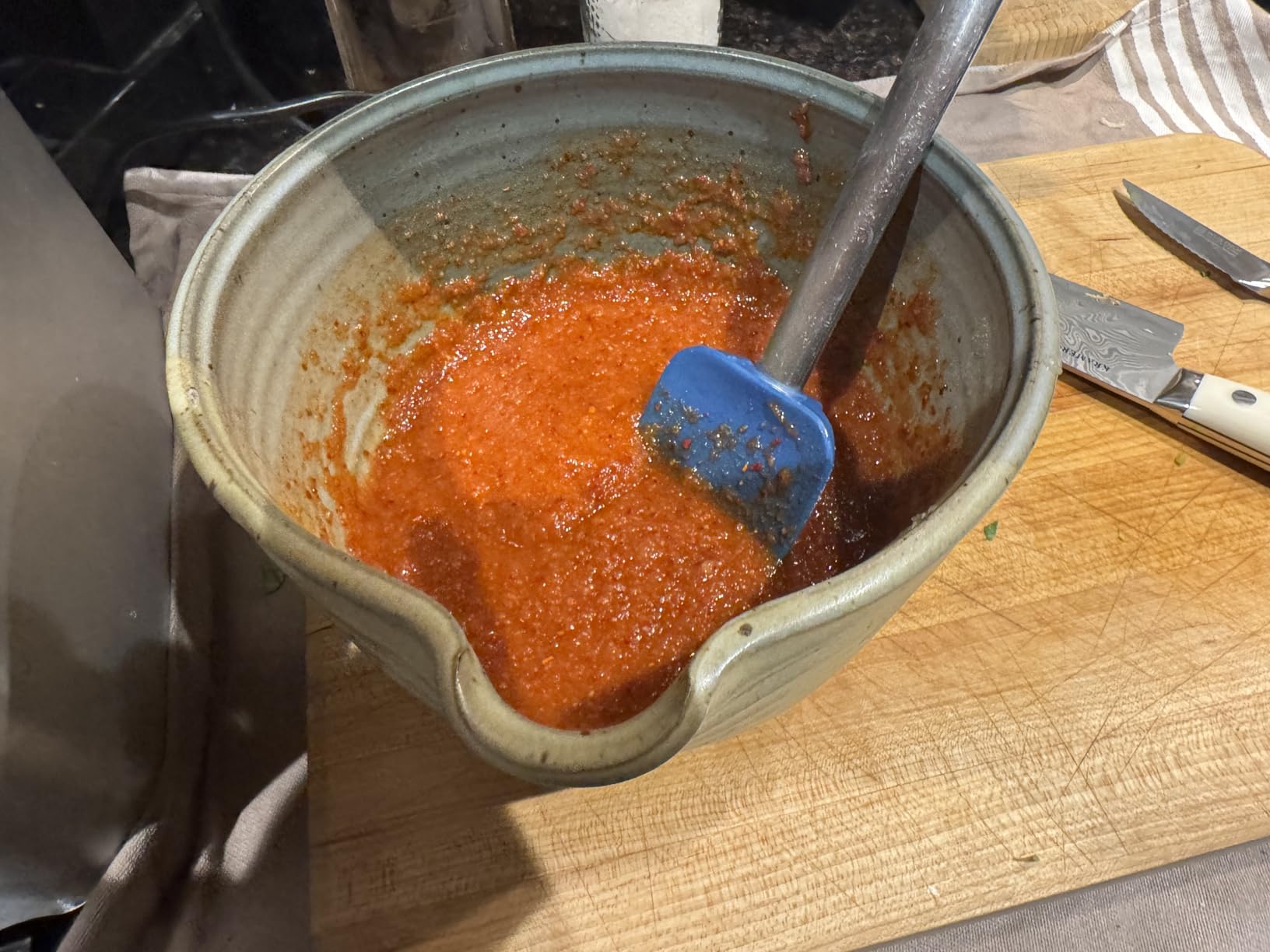 Premium Kimchi, Sauerkraut Container Probiotic Fermentation with Inner Vacuum Lid (Earthenware Brown, 0.45 gal/ 1.7L) customer photo 2