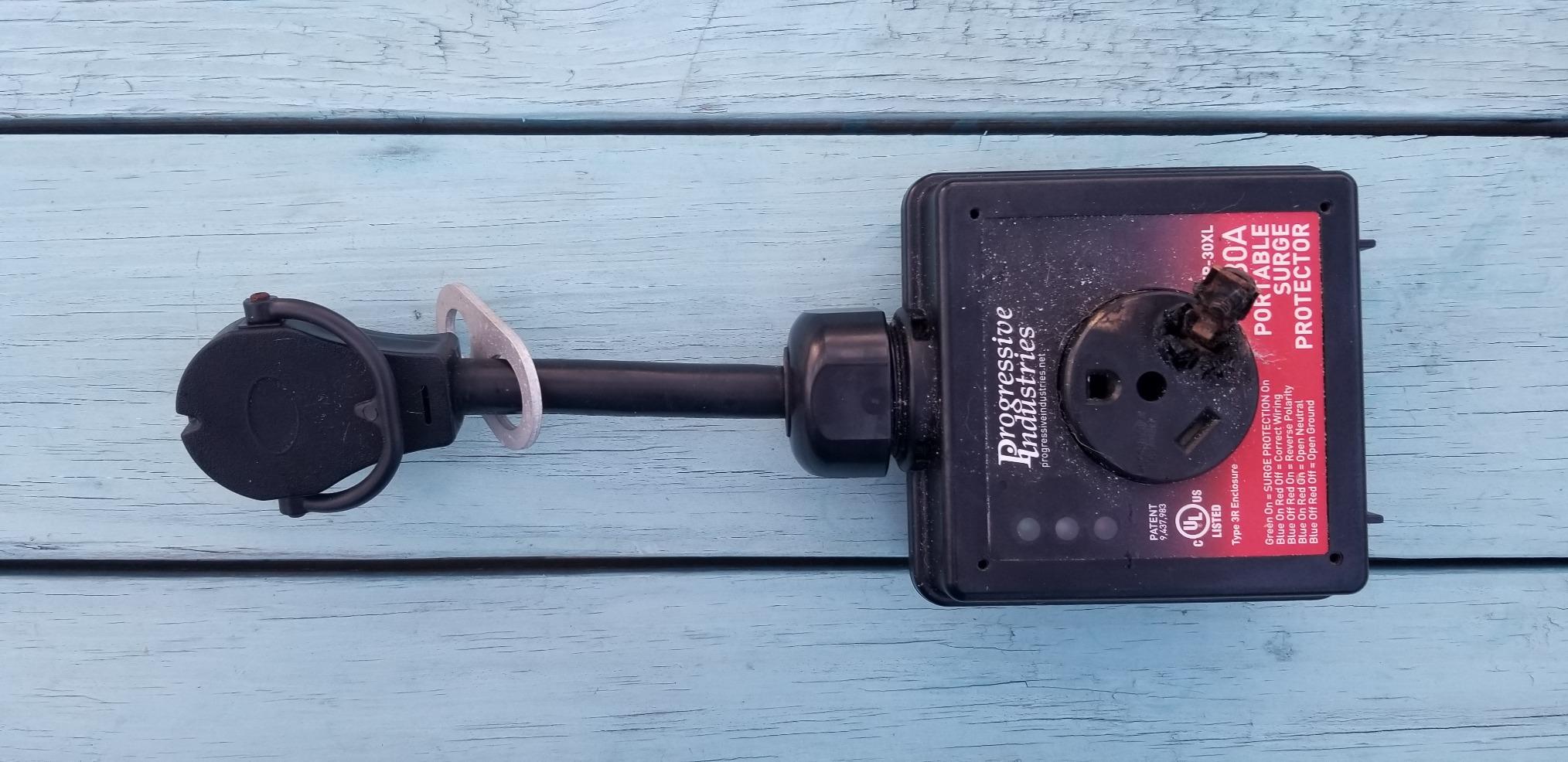 Progressive Industries SSP-30XL Portable RV Smart Surge Protector, Black, 30 Amp customer photo 2