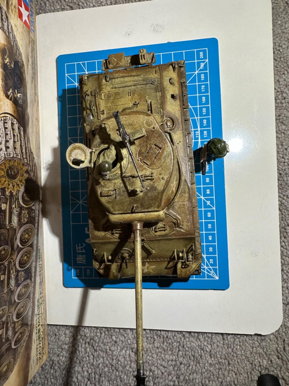 Tamiya 35346 1:35 US Medium Tank M4A3E8 Sherman Plastic Model Kit customer photo 2