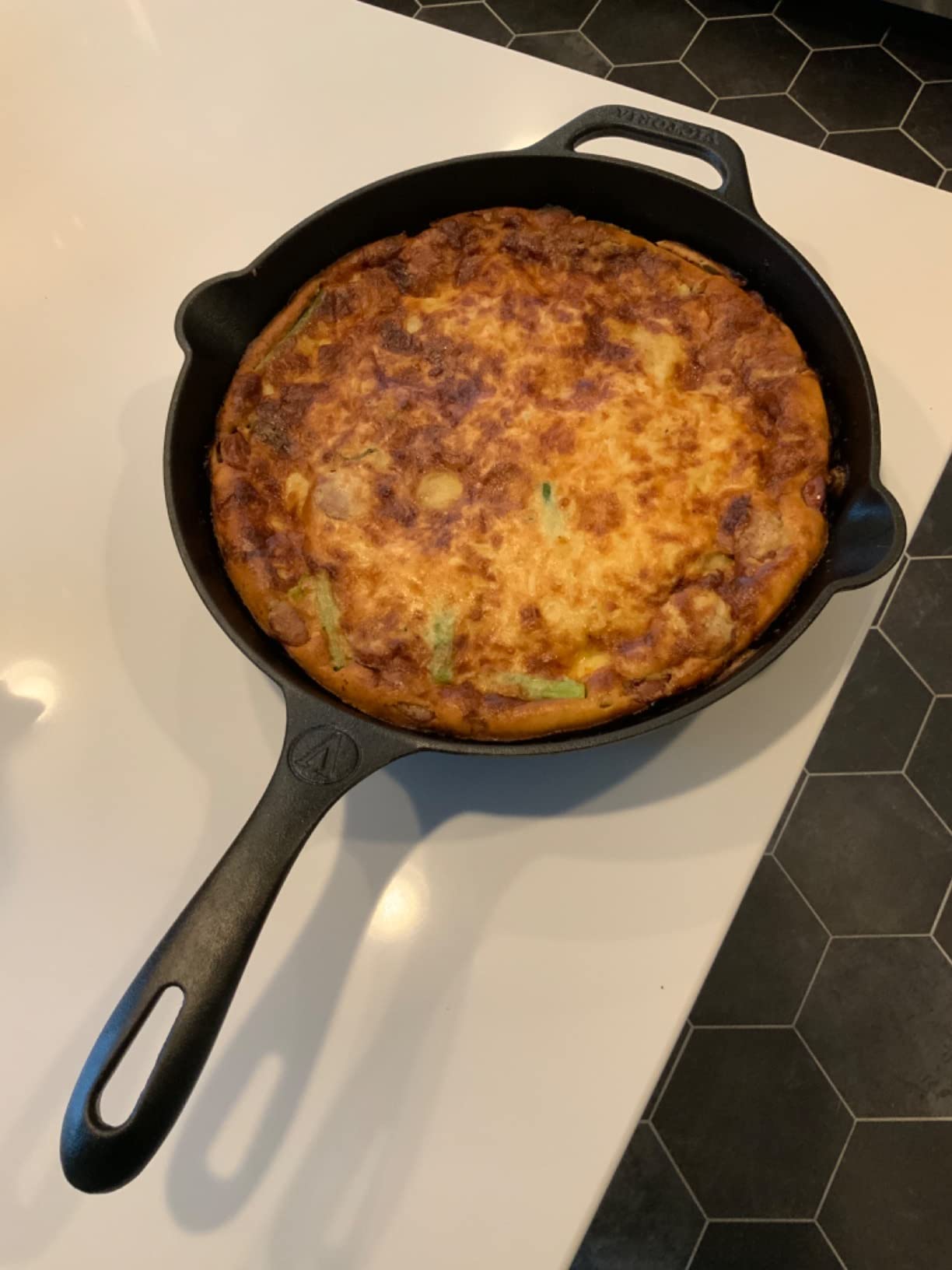 Victoria 12-Inch Cast Iron Skillet, Pre-Seasoned with Long Handle customer photo 2
